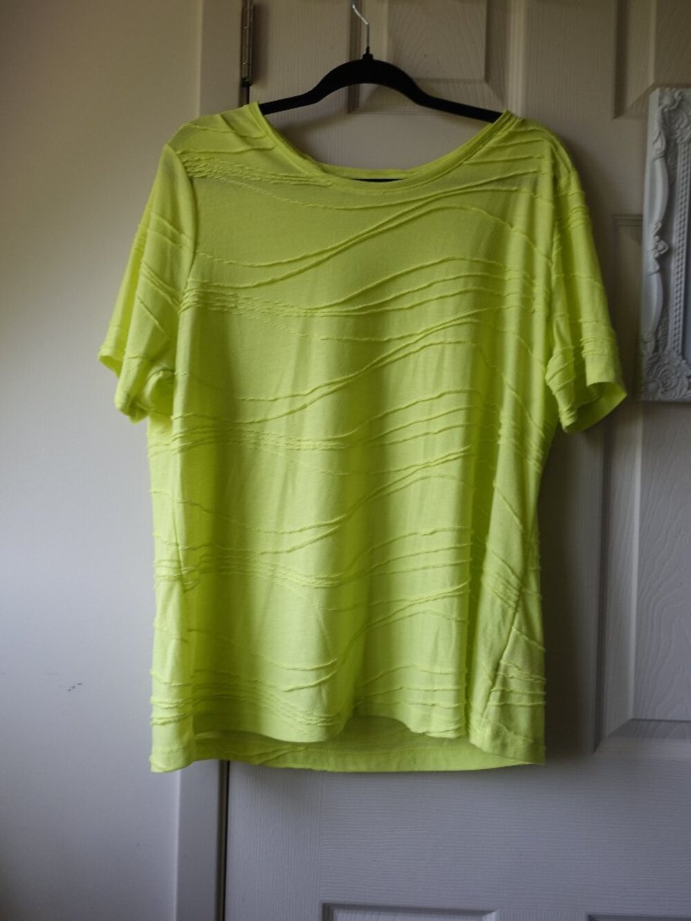 Women’s Short Sleeve Textured Tee - Neon Yellow